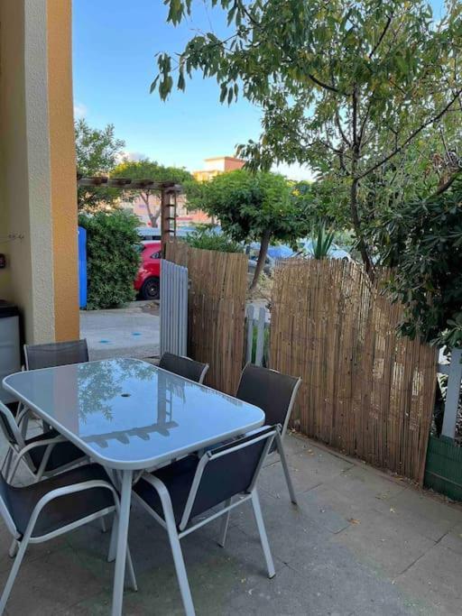 T3 - Parking - Plage / 6 Personnes Le Barcarès Kültér fotó